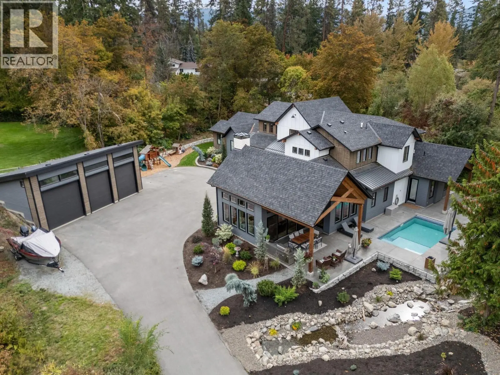 Photo of Listing #10403367