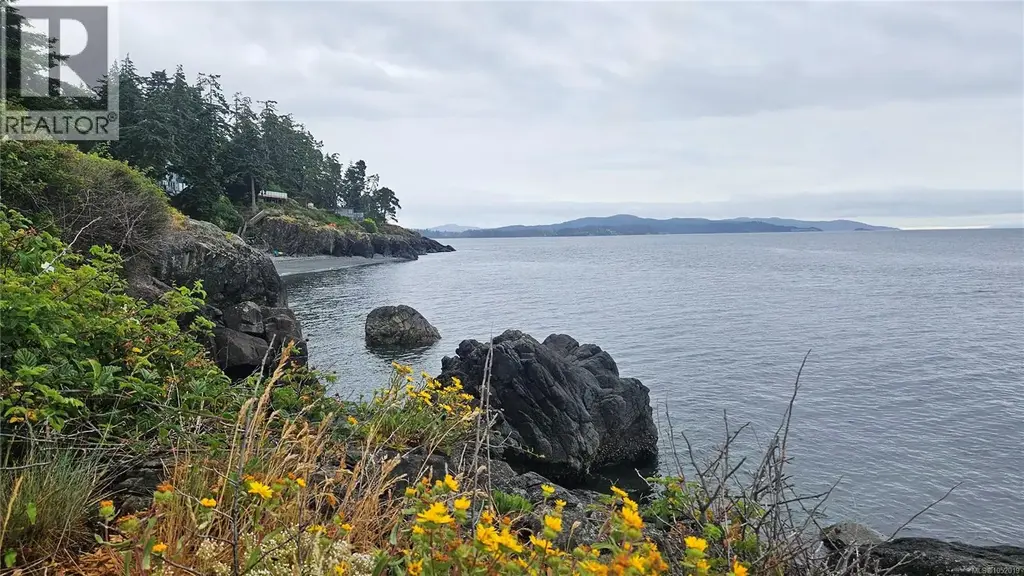 9 8177 West Coast Rd, Sooke