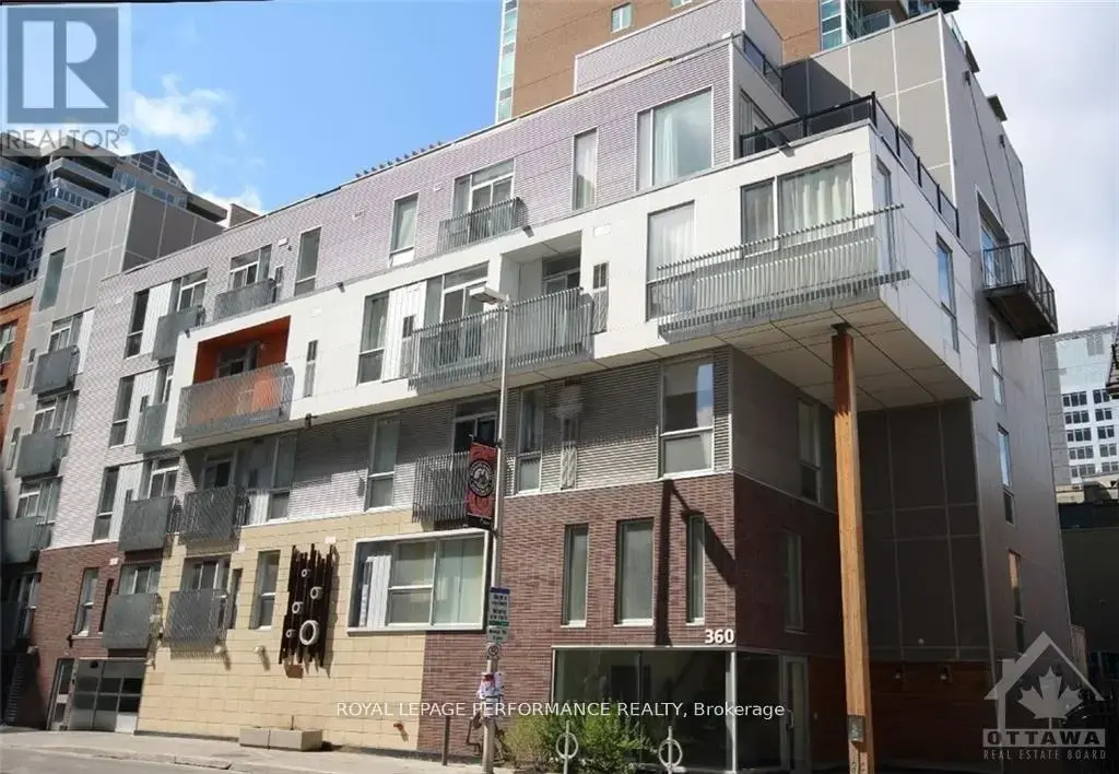 301 - 360 Cumberland Street, Ottawa