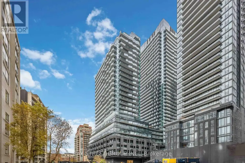 316 - 120 Broadway Avenue, Toronto (Mount Pleasant West)
