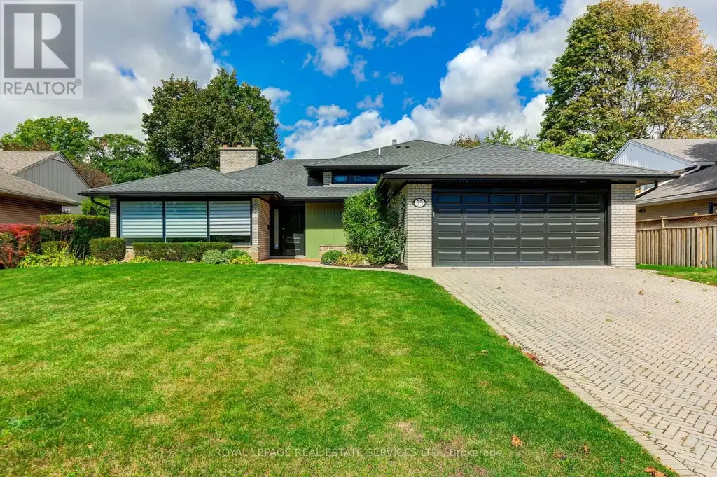 75 Ravensbourne Crescent, Toronto (Princess-Rosethorn)