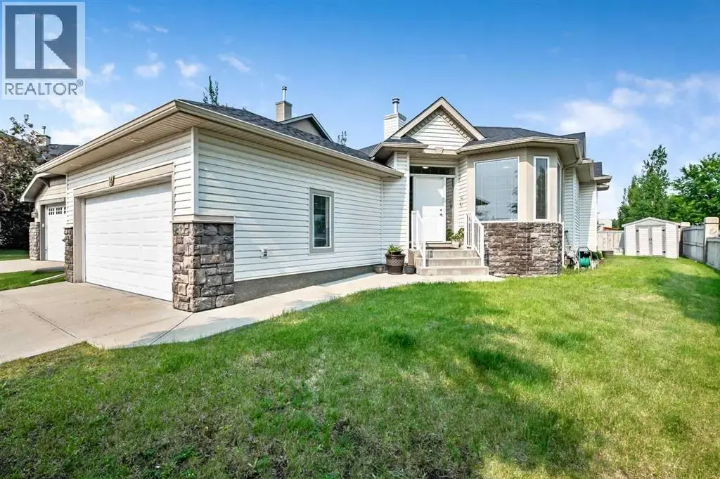 14 Cimarron Park Cove, Okotoks
