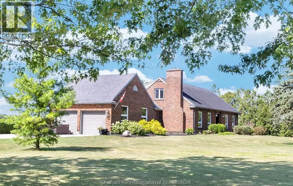 4979 Lambton Line, Dawn-Euphemia