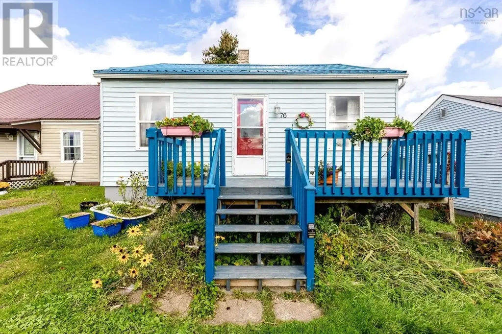 76 Poplar Street, Pictou