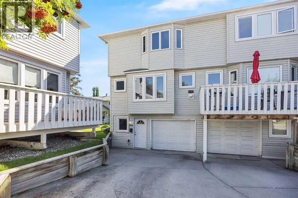 225 Killarney Glen Court Sw, Calgary