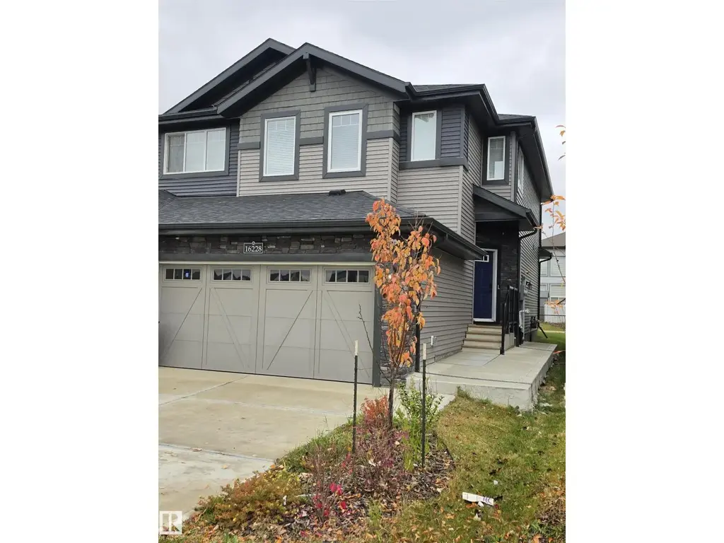 16228 19 Ave Sw, Edmonton
