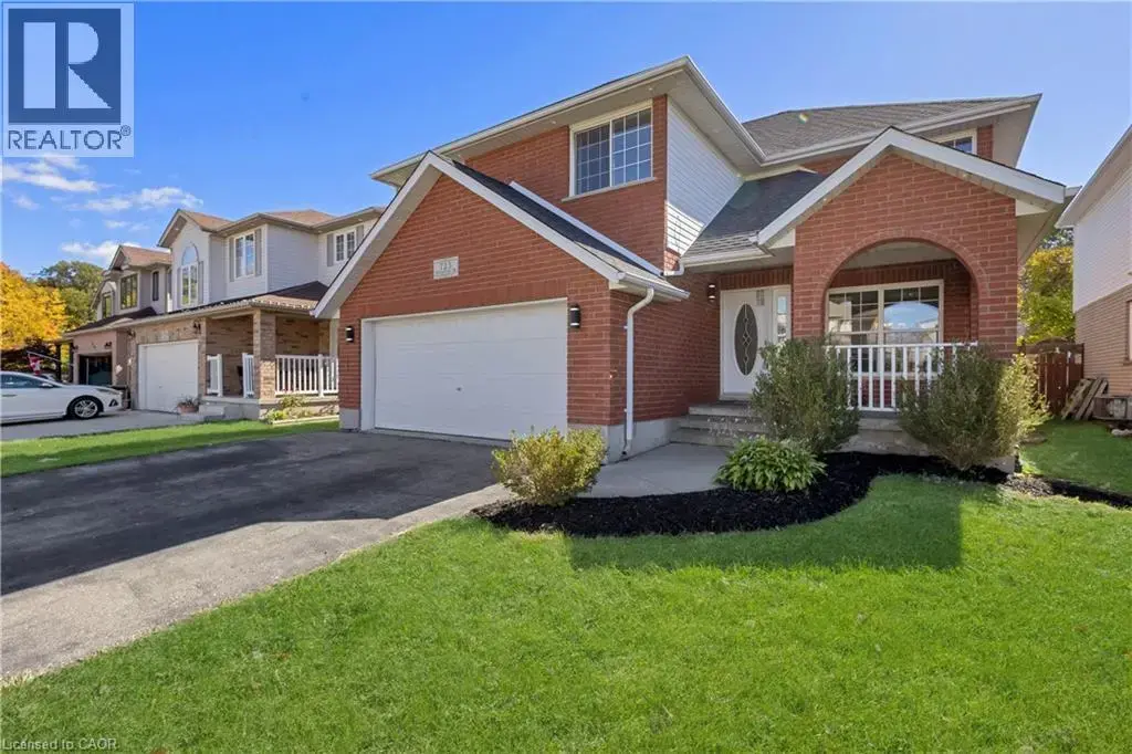 723 Chesapeake Drive, Waterloo