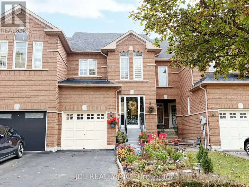 63 Peninsula Crescent, Richmond Hill (Rouge Woods)