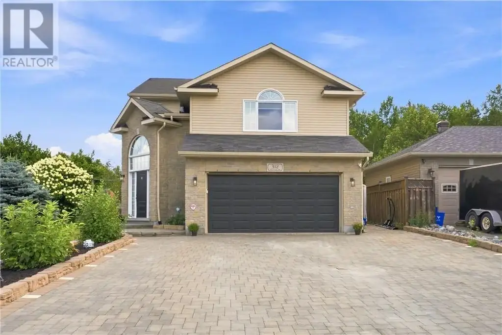 312 Braemore Cr, Garson