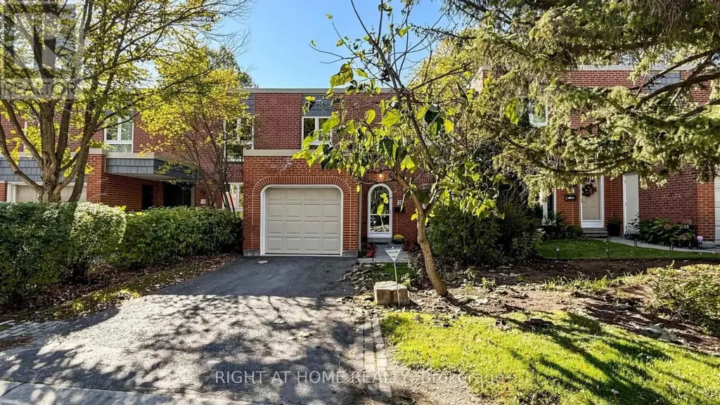 40 Snowshoe Mill Way, Toronto (St. Andrew-Windfields)