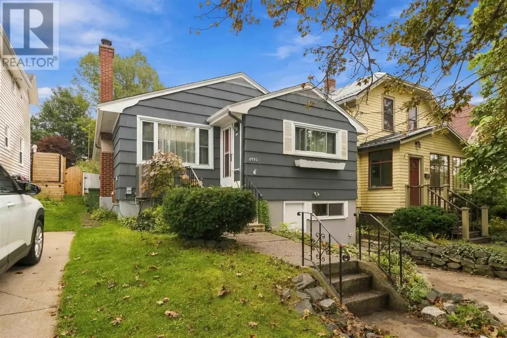 6930 Patricia Street, Halifax Regional Municipality