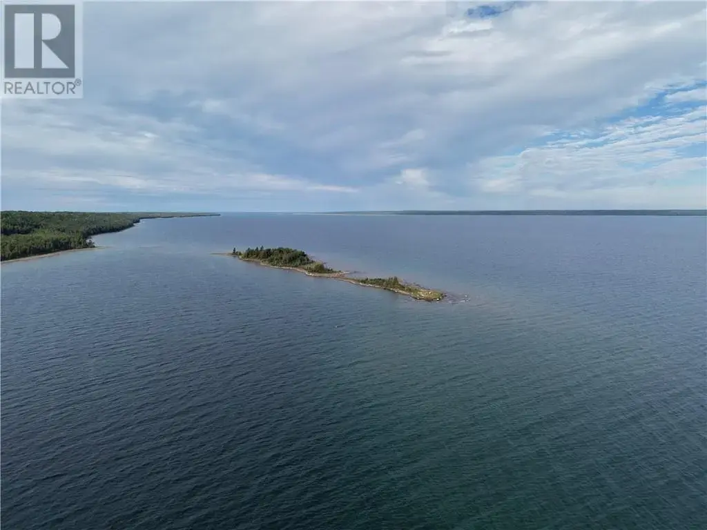 1 Little Island, Little Current