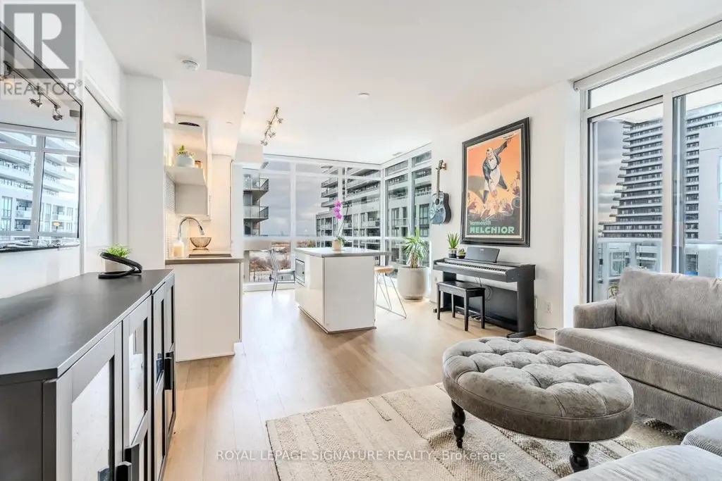 B415 - 60 Annie Craig Drive, Toronto (Mimico)