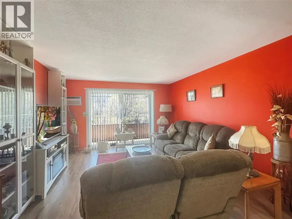 337 Mckinney Road Unit# 211, Oliver