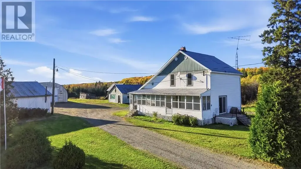 184 Leduc Road, Field