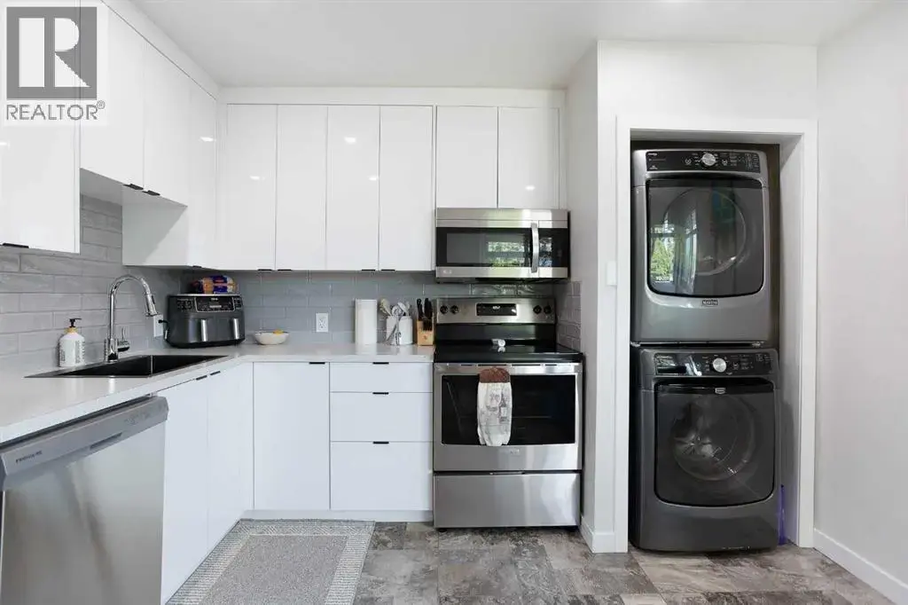 3222/3224 14 Street Nw, Calgary
