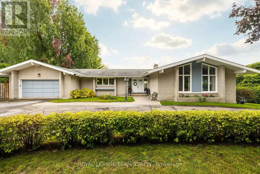 2027 Dundas Street, Edwardsburgh/Cardinal