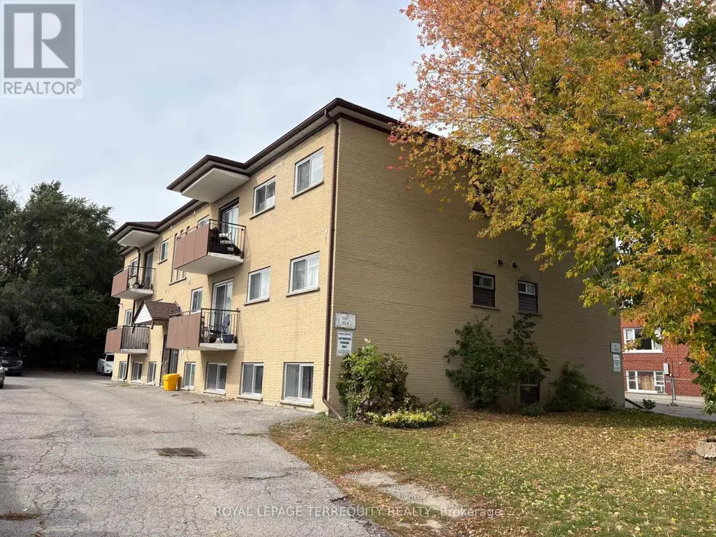101 - 200 Park Road N, Oshawa (McLaughlin)