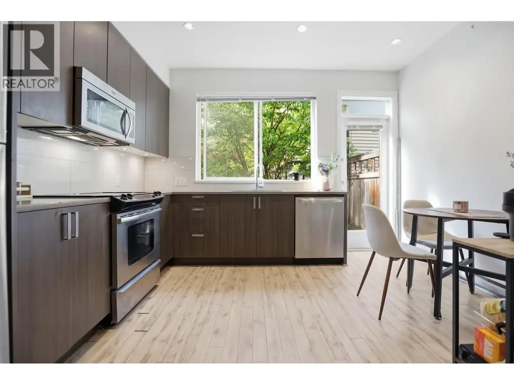 32 7458 Britton Street, Burnaby