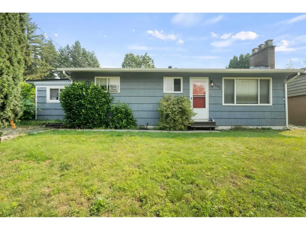 7790 Grand Street, Mission