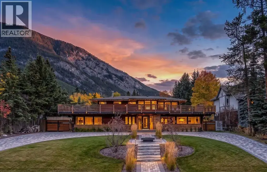 115 Spray Avenue, Banff