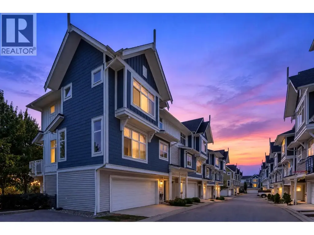 602 11295 Pazarena Place, Maple Ridge