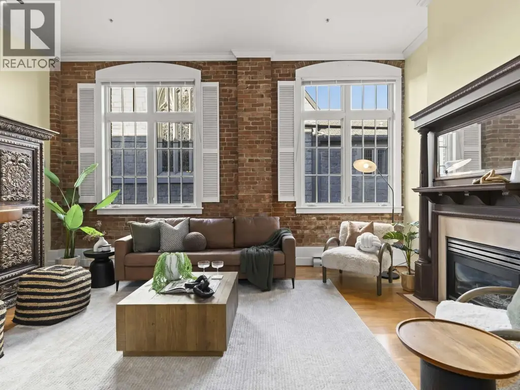 105 1811 W 16th Avenue, Vancouver