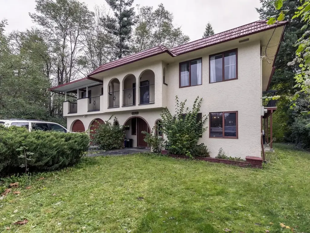 32389 Chickadee Avenue, Mission