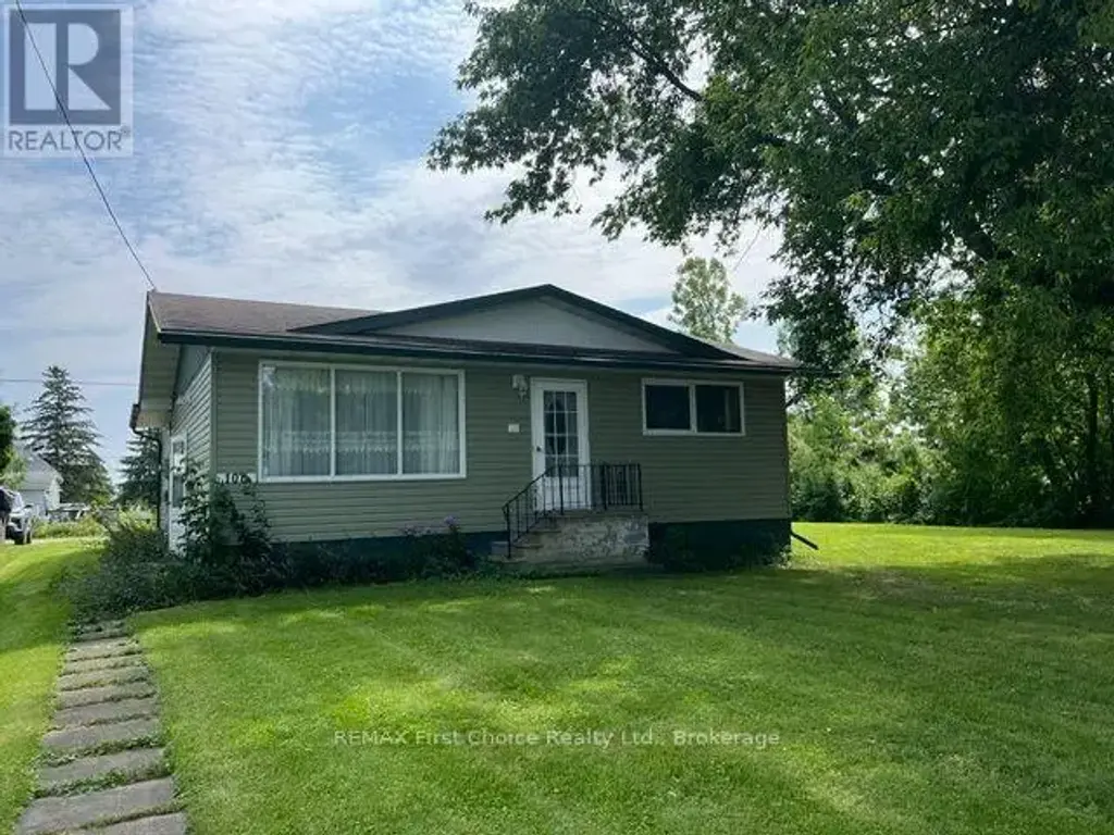 108-106 Third Street, Rainy River