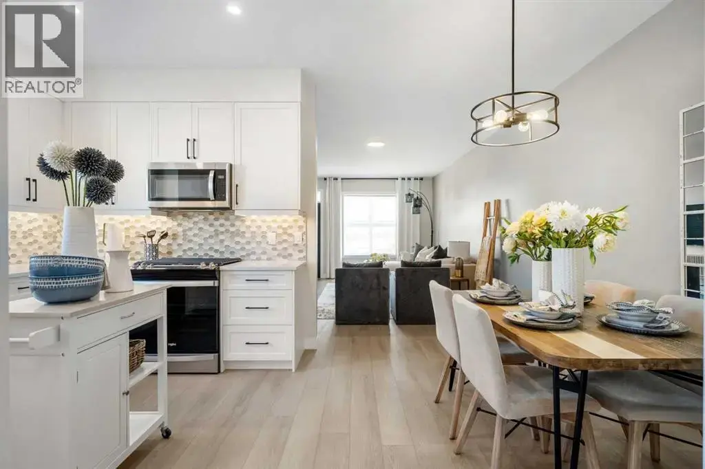 17 Homestead Way Ne, Calgary
