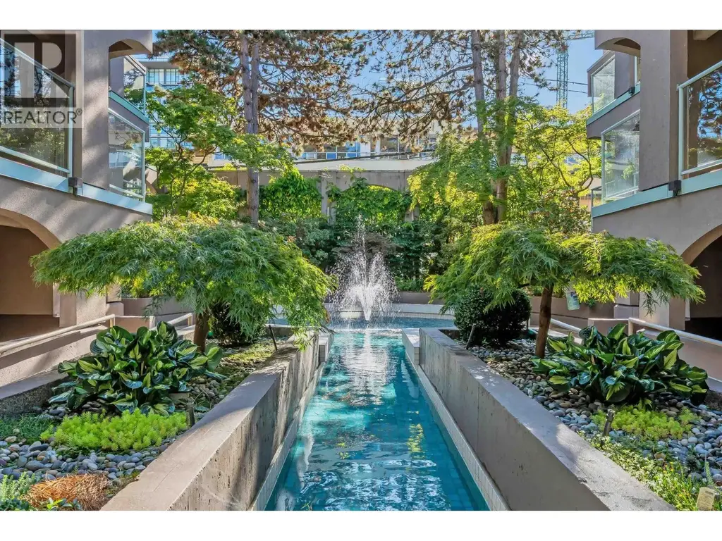 106 1082 W 8th Avenue, Vancouver