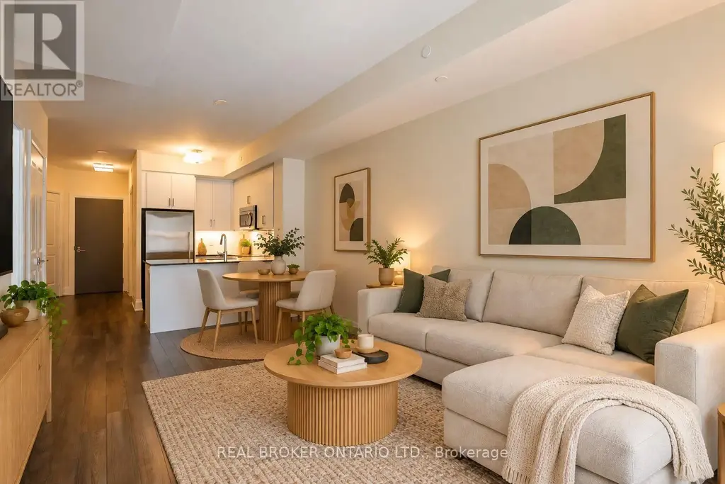 208 - 1 Old Mill Drive, Toronto (High Park-Swansea)