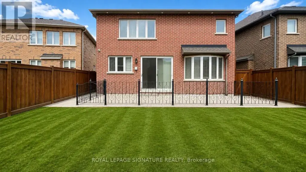 461 Dougall Avenue, Caledon
