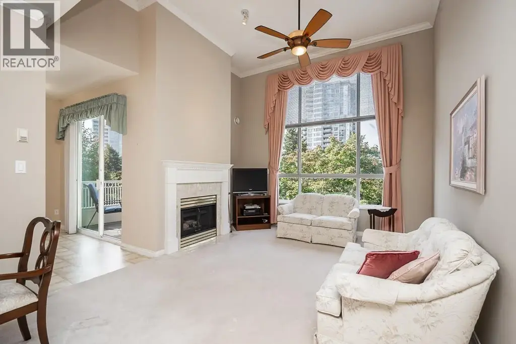 411 3098 Guildford Way, Coquitlam