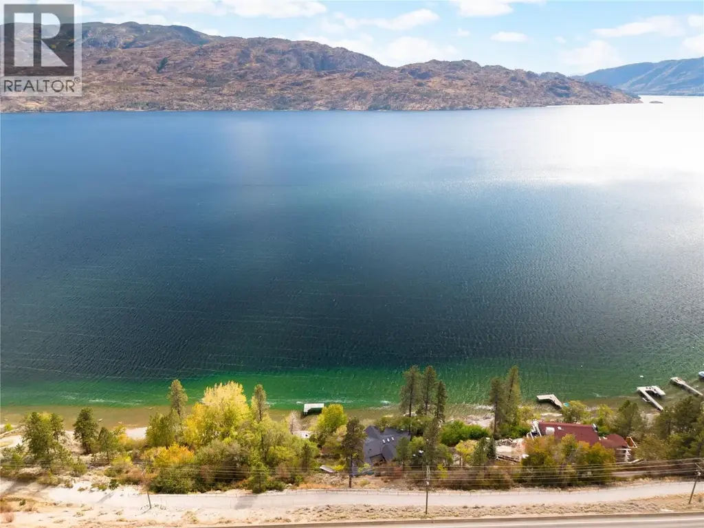 5181 Robinson Lane, Peachland