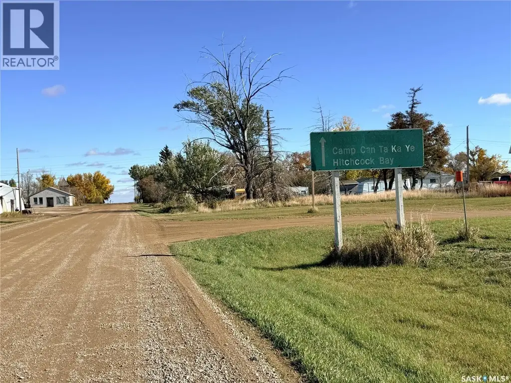 - 1st Street W, Coteau Rm No. 255