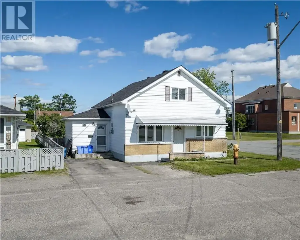 38 Kelly Street, Capreol