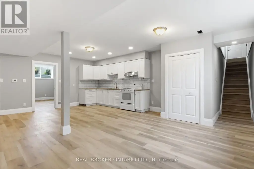 296 St Ann Avenue, Wilmot