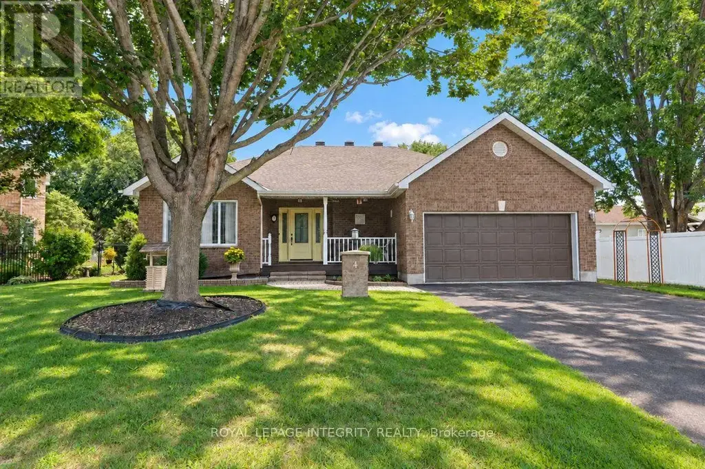 4 Mary Hill Crescent, Ottawa