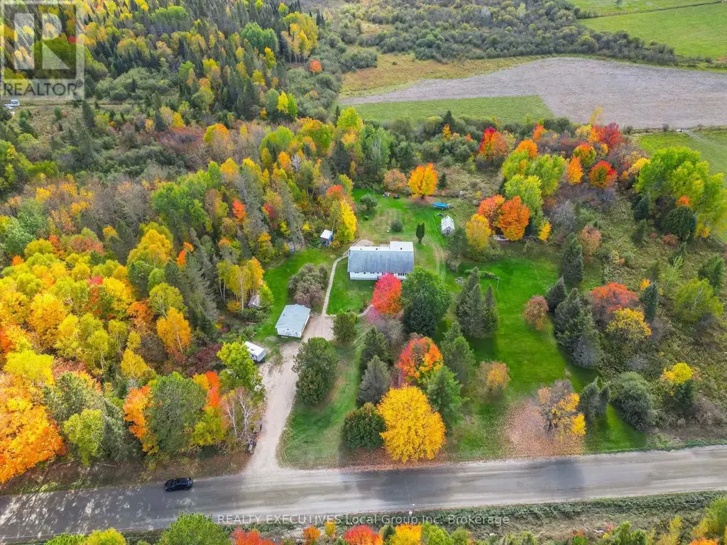 1702 South Shore Road, Chisholm