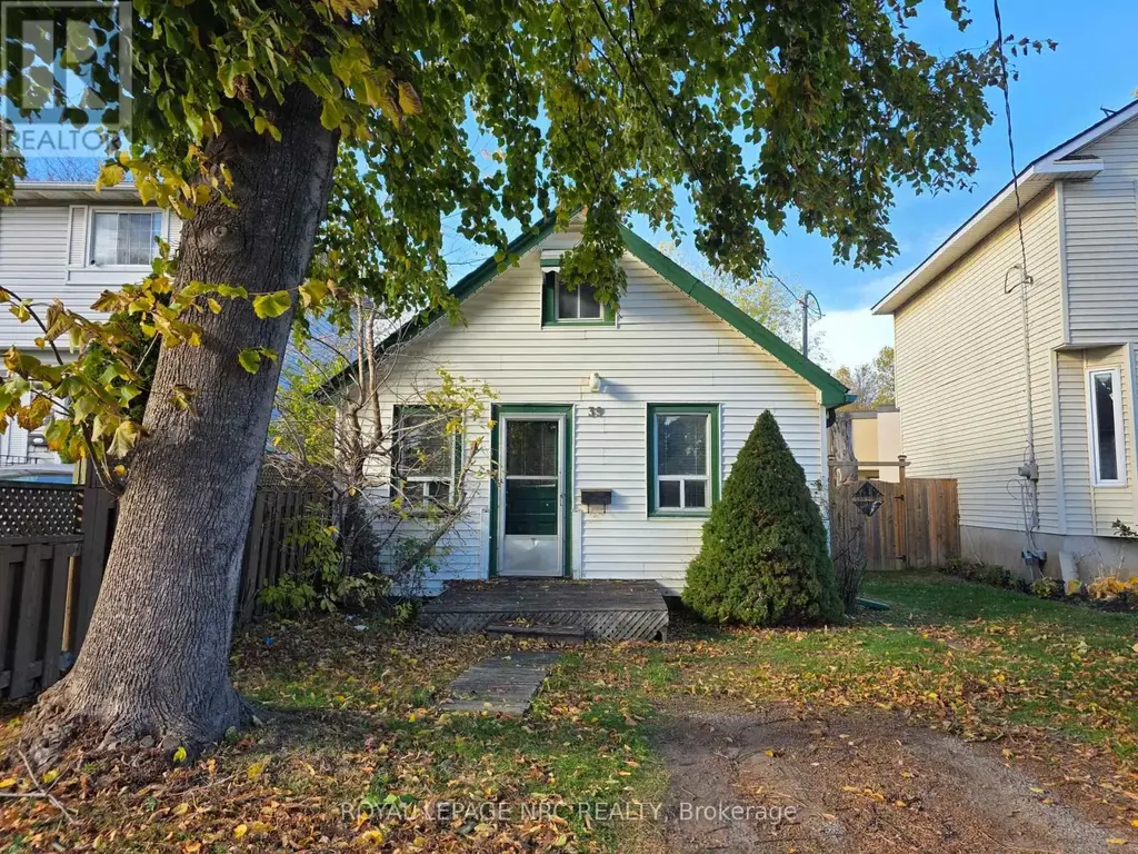 39 Manchester Avenue, St. Catharines (Haig)