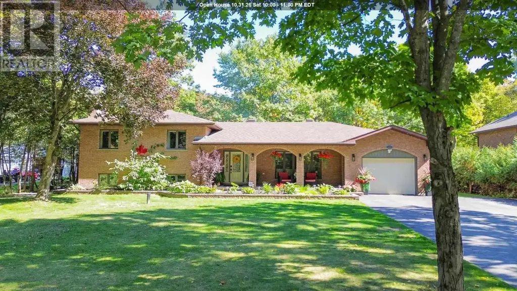 238 Old Goulais Bay Rd, Sault Ste. Marie
