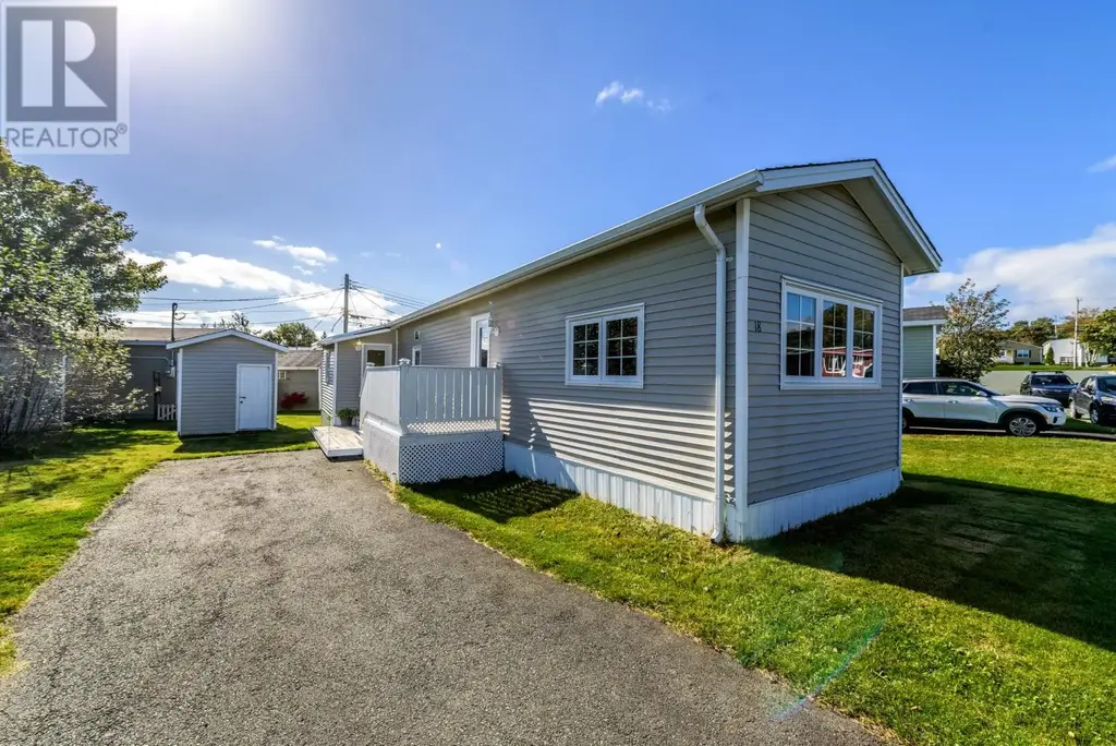 18 Meadowbrook Park Road, St. John's
