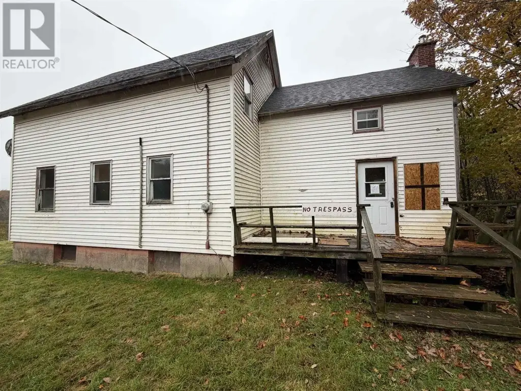 569 Pleasant Brook Road, Pleasant Valley