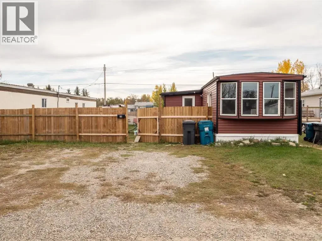 18, 226 N 2 Street W, Magrath
