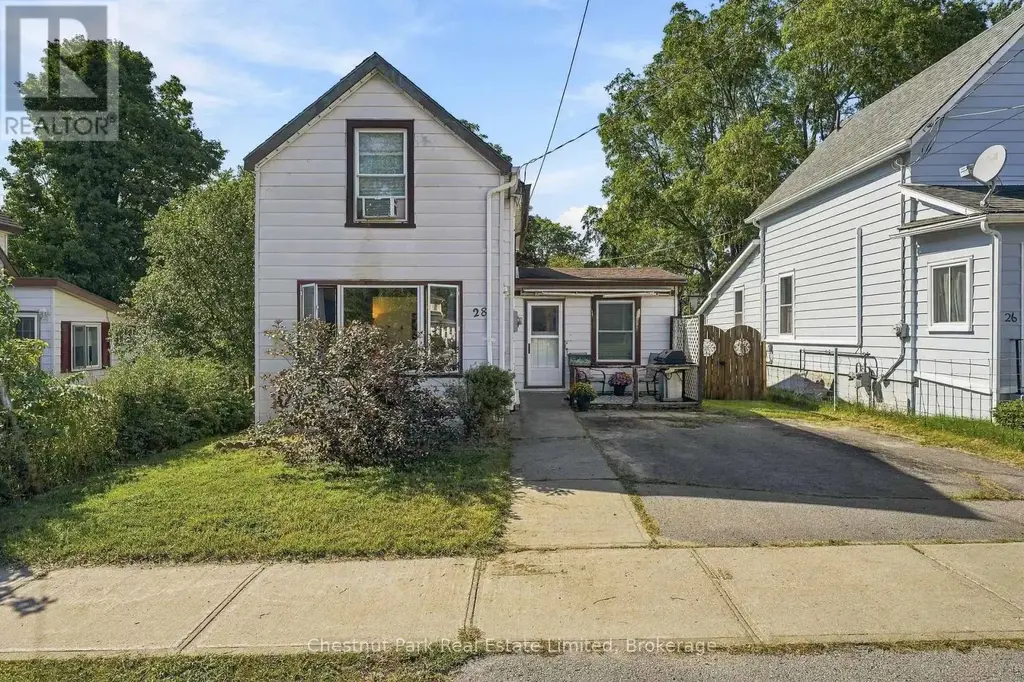 28 Spring Street, Prince Edward County (Picton)
