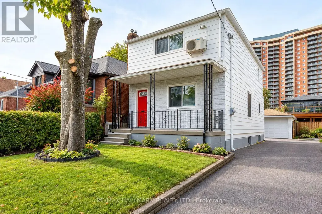 70 Madelaine Avenue, Toronto (Oakridge)