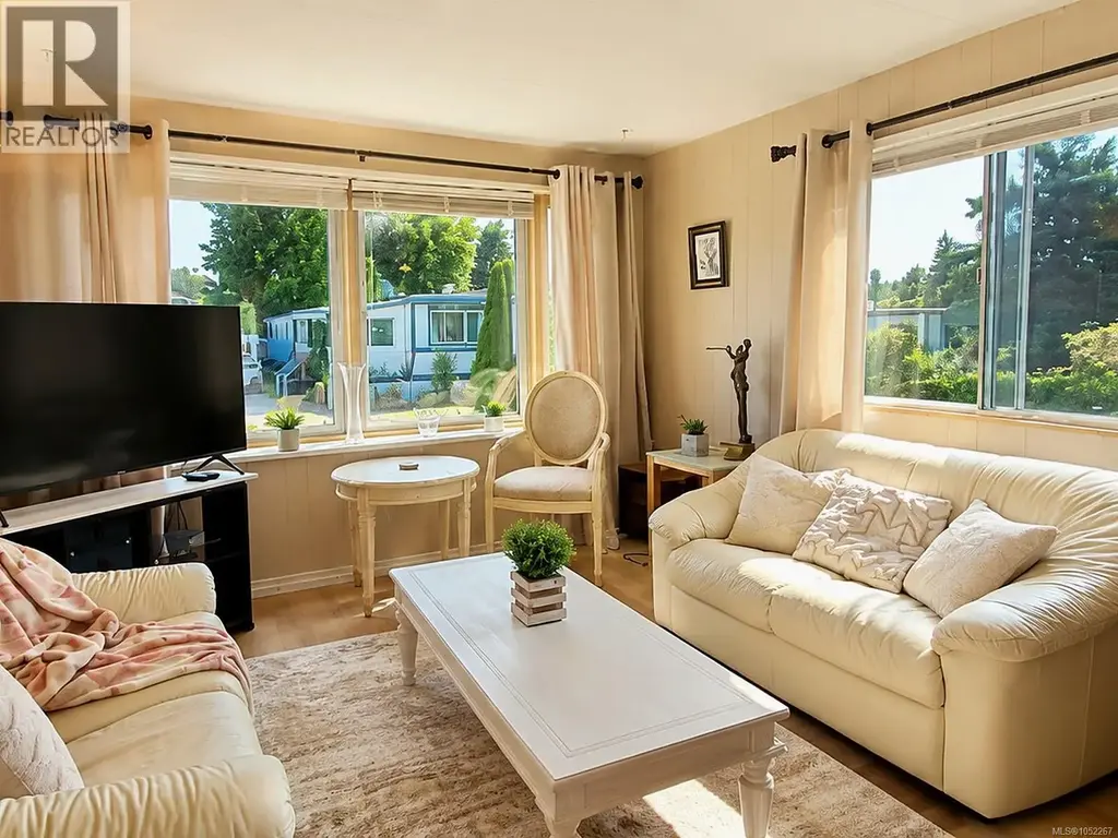 6 2625 Mansfield Dr, Courtenay