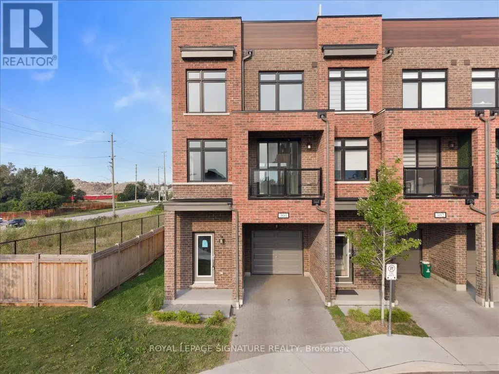 301 - 1865 Pickering Parkway, Pickering (Village East)