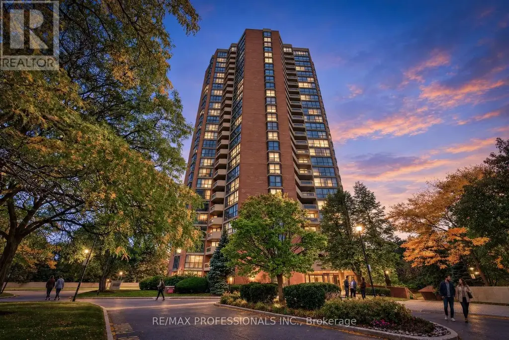 1807 - 2000 Islington Avenue, Toronto (Kingsview Village-The Westway)